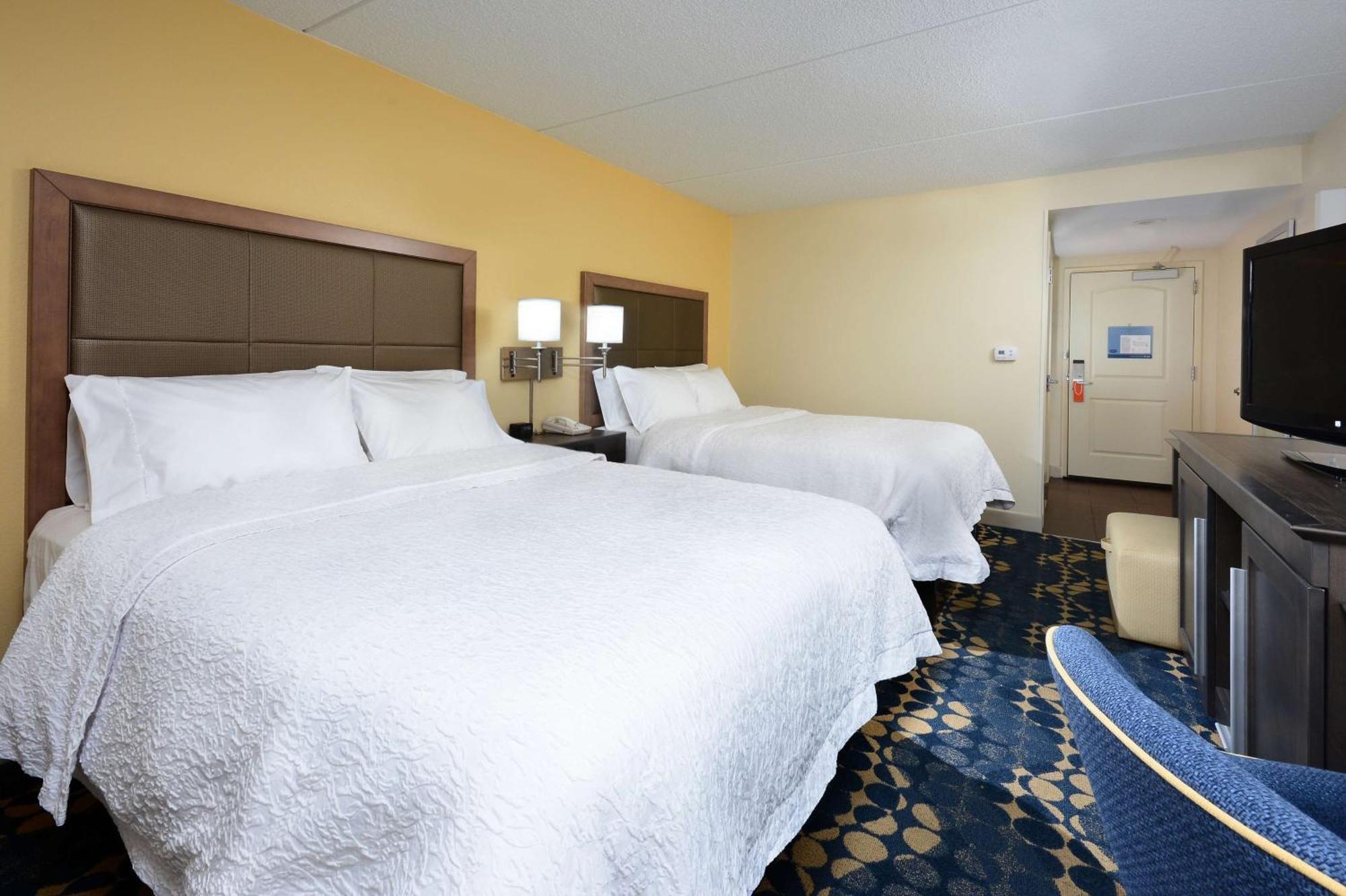 Hampton Inn Roxboro Екстер'єр фото