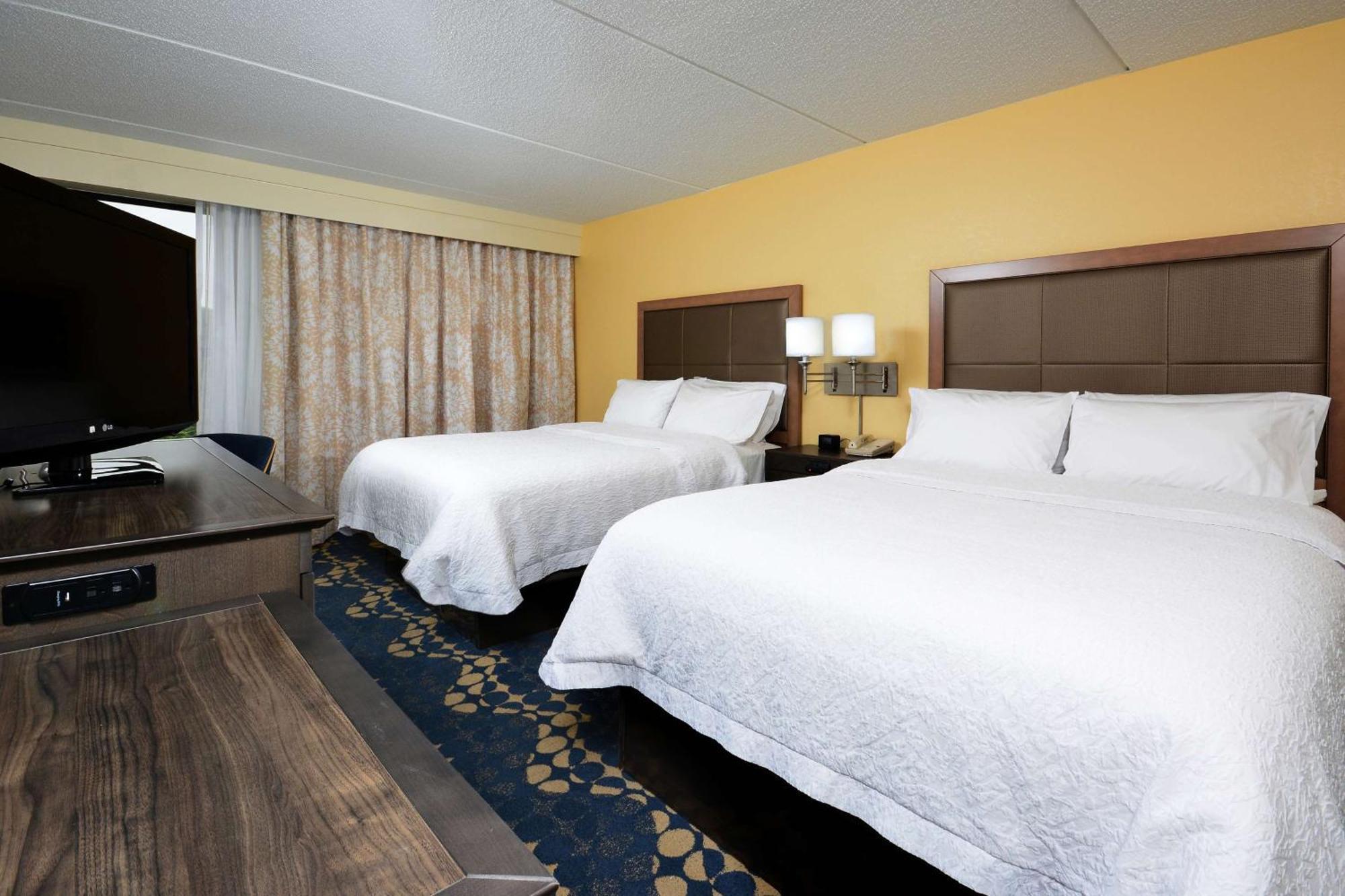 Hampton Inn Roxboro Екстер'єр фото