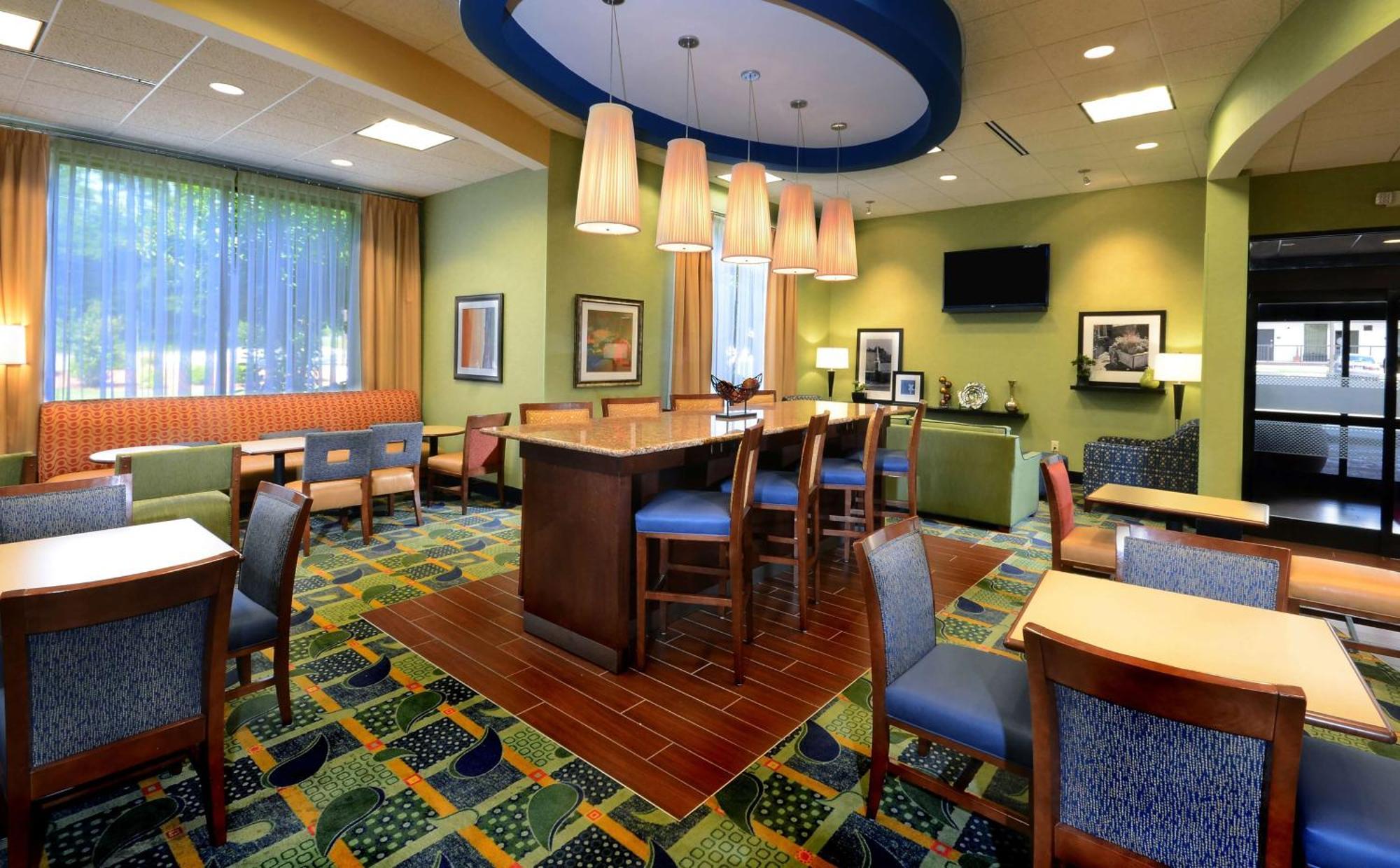 Hampton Inn Roxboro Екстер'єр фото