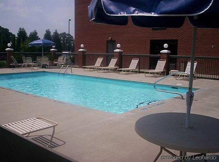 Hampton Inn Roxboro Зручності фото