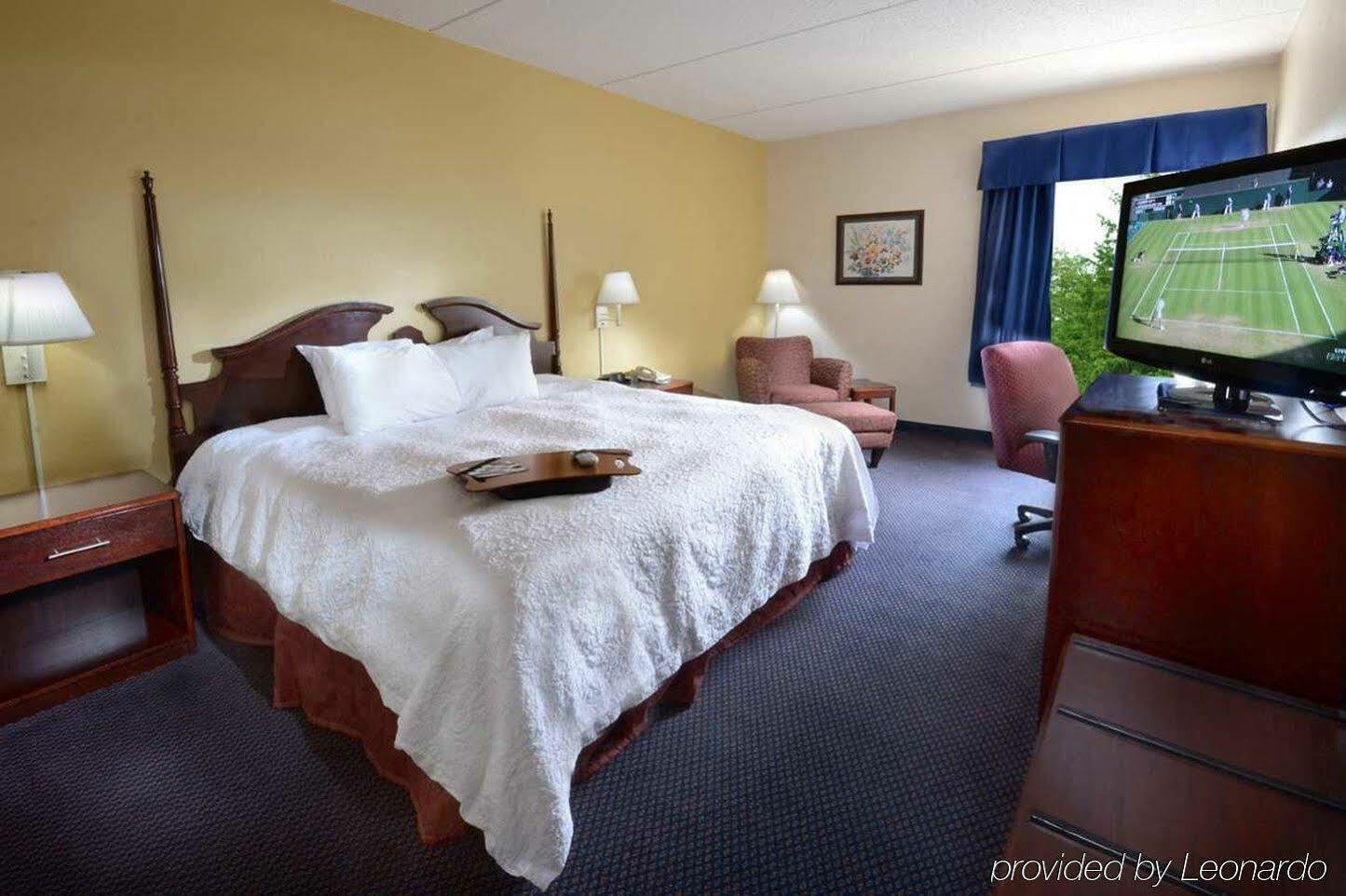 Hampton Inn Roxboro Екстер'єр фото